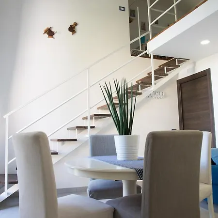 Notti Vesuviane Bed & Breakfast Portici